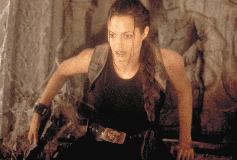 Lara (Angeline Jolie) em Lara Croft. 30 personagens femininas que marcaram a história do cinema