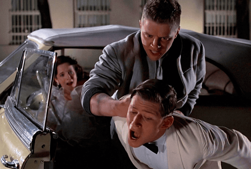 Lea Thompson (Lorraine Baines), Crispin Glover (George McFly) e Tom Wilson (Biff Tannen). Lista que reúne curiosidades sobre  filme De Volta para o Futuro.