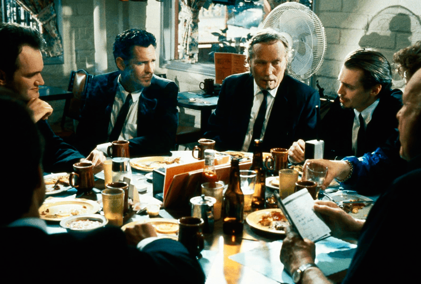 Michael Madsen no Filme: Cães de Aluguel (1992). Em uma lista que reúne os personagens mais importantes dos anos 90.
