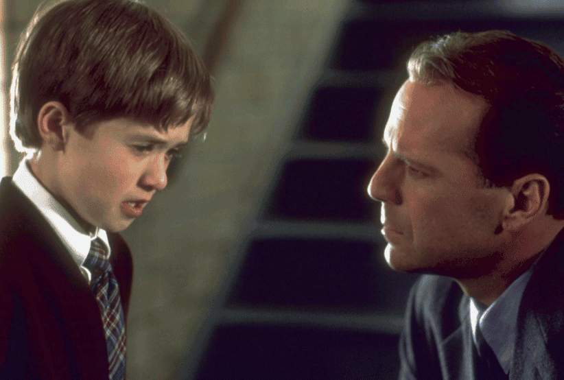 Haley Joel Osment | Filme: O Sexto Sentido (1999). Em uma lista que reúne os personagens mais importantes dos anos 90.