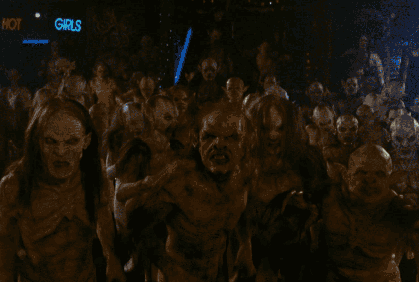 Um Drink no Inferno (1996), um dos melhores filmes de vampiro.
