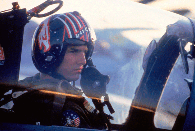 Maverick (Tom Cruise)  no filme Top Gun: Ases Indomáveis. Em uma lista com os filmes de Tom Cruise.