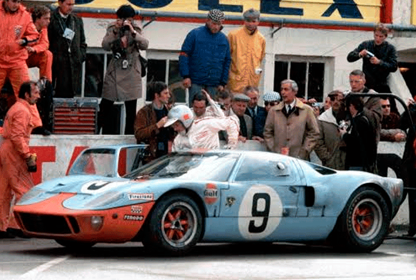 Imagem do carro Ford GT 40. Um dos carros mais desejados do cinema