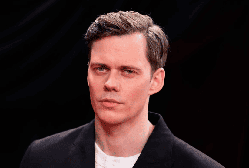 O talentoso Bill Skarsgård. Os verdadeiros monstros do cinema
