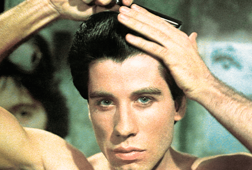 John Travolta como Tony Manero no filme Os Embalos de Sábado à Noite (1977), em uma lsita com os 30 personagens mais famosos dos anos 70.