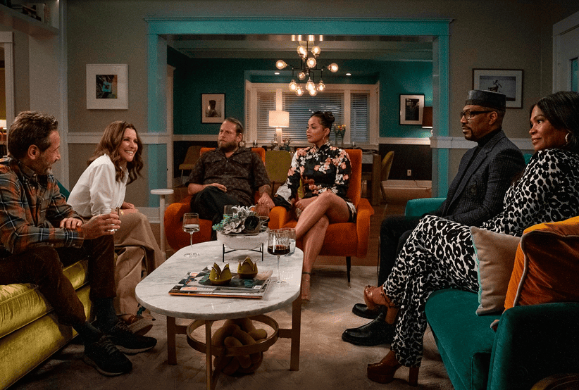 David Duchovny, Nia Long, Julia Louis-Dreyfus, Eddie Murphy, Jona Hill no filme Certas Pessoas. Em uma lista que reúne os melhores filmes de Eddie Murphy.