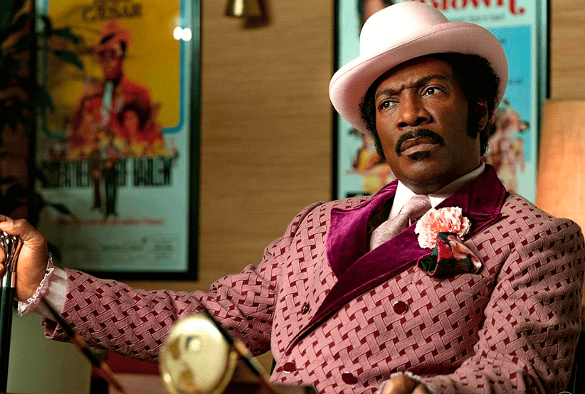 Eddie Murphy no filme Meu Nome e Dolemite. Em uma lista que reúne os melhores filmes de Eddie Murphy.