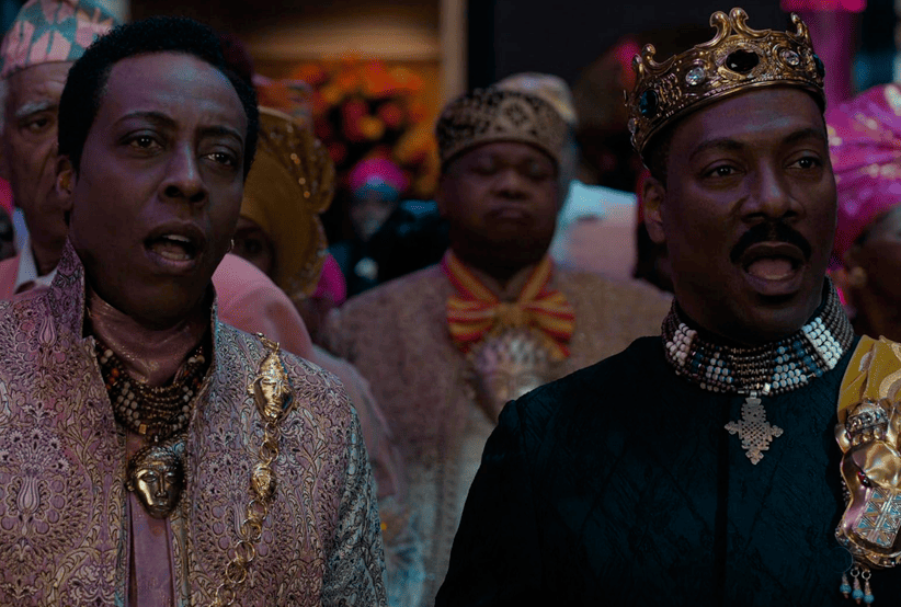 Eddie Murphy e Arsenio Hall no filme Um Príncipe em Nova York 2. Em uma lista que reúne os melhores filmes de Eddie Murphy.