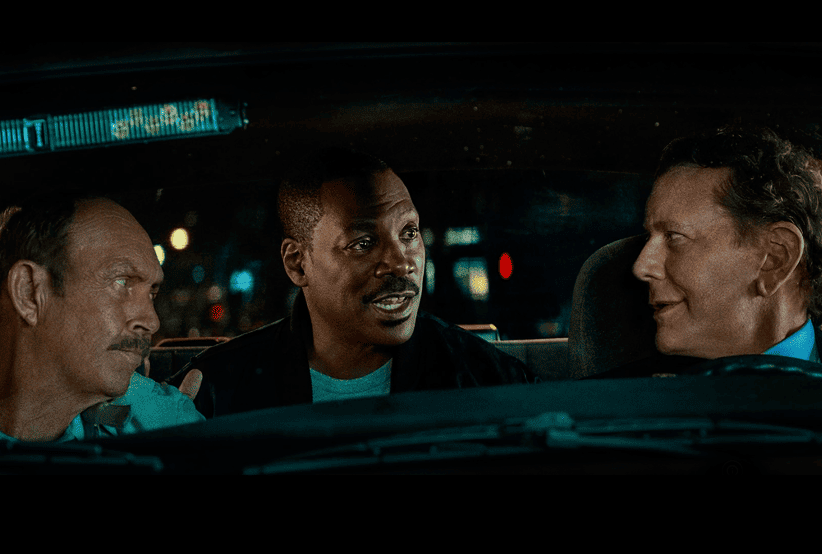 Eddie Murphy, Judge Reinhold, and John Ashton no filme Tira da Pesada 4: Axel Foley. Em uma lista que reúne os melhores filmes de Eddie Murphy.