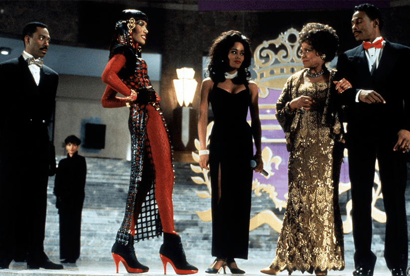 Eddie Murphy, Robin Givens, Grace Jones, Eartha Kitt e John C no filme O Príncipe das Mulheres (1992). Em uma lista que reúne os melhores filmes de Eddie Murphy.