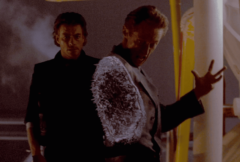 Timecop (1994): viagem no tempo e ação estrelado por Van Damme
