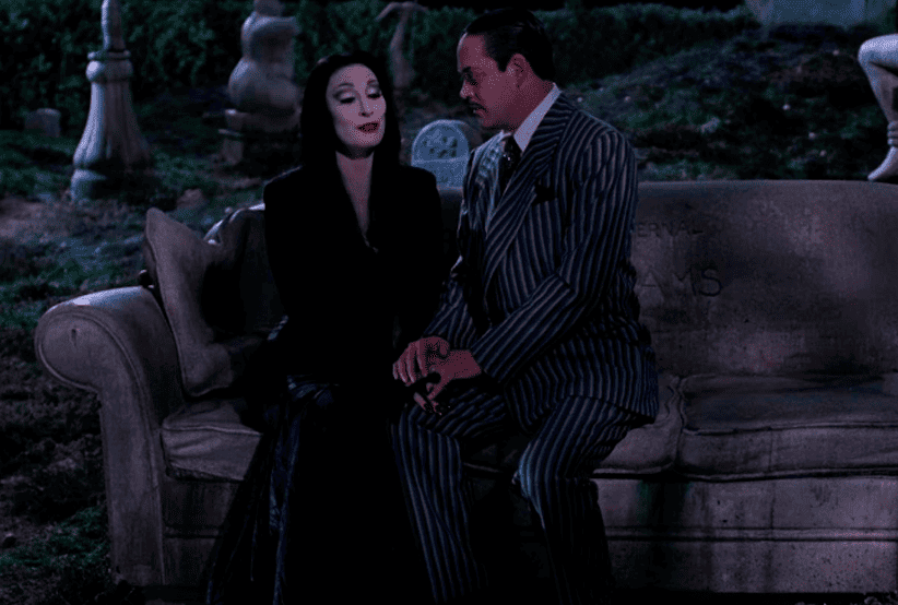 Casais do Cinema:  Raul Julia e Anjelica Huston no Filme: A Família Addams (1991) 