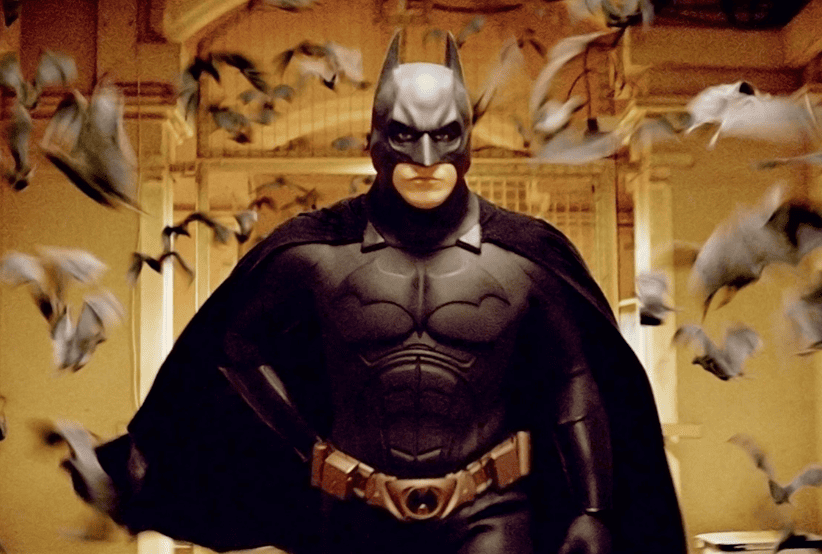 Batman Begins, em uma lista que reune os grandes sucessos do diretor Christopher Nolan.
