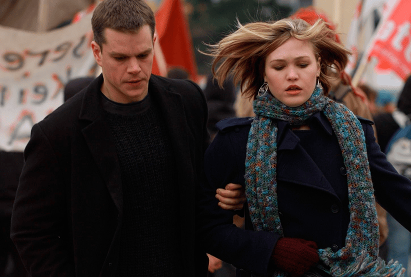 Matt Damon em A Supremacia Bourne. Guia que reune todos os filmes da franquia Jason Bourne.