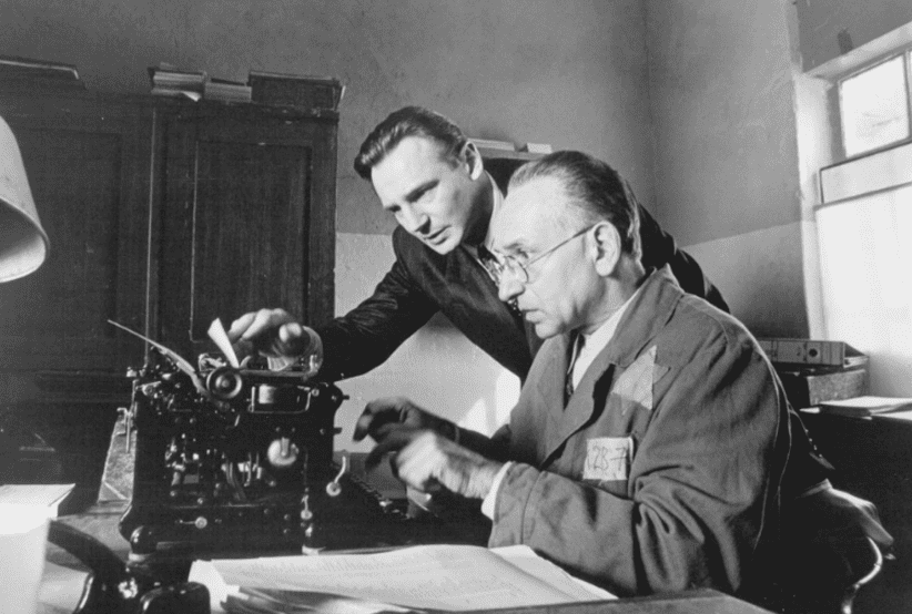 A Lista de Schindler em uma lista com os melhores filmes de Steven Spielberg