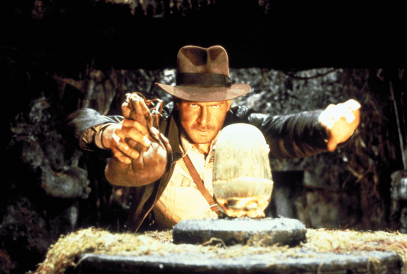 Indiana Jones e os Caçadores da Arca Perdida em uma lista com os melhores filmes de Steven Spielberg